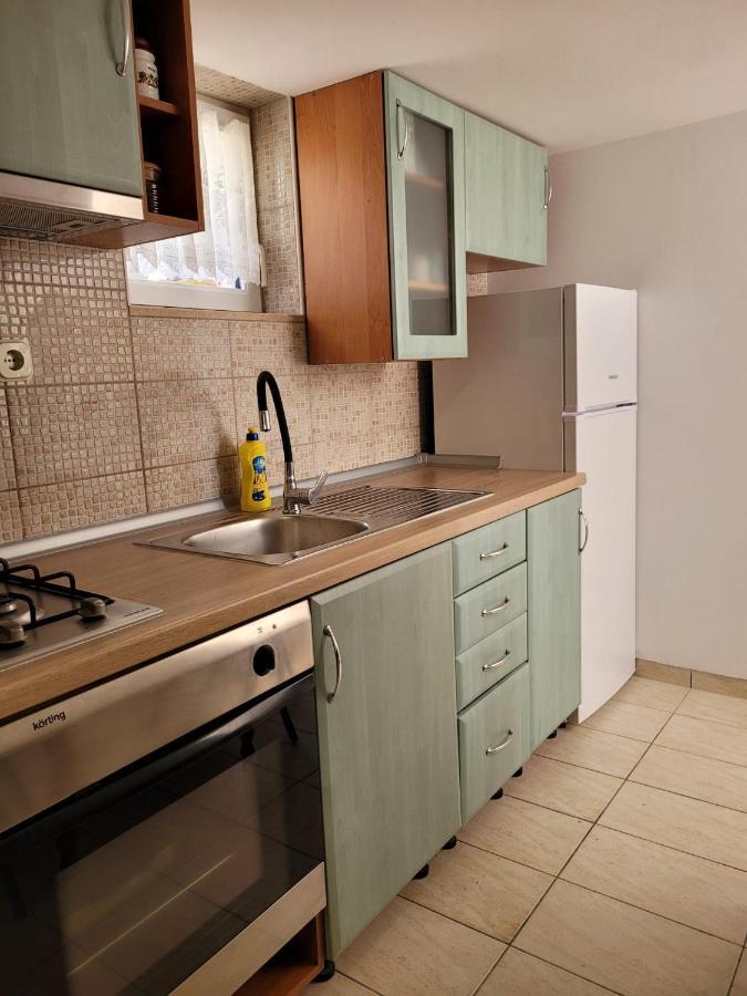 Apartmani Tonci Pag Паг Екстериор снимка
