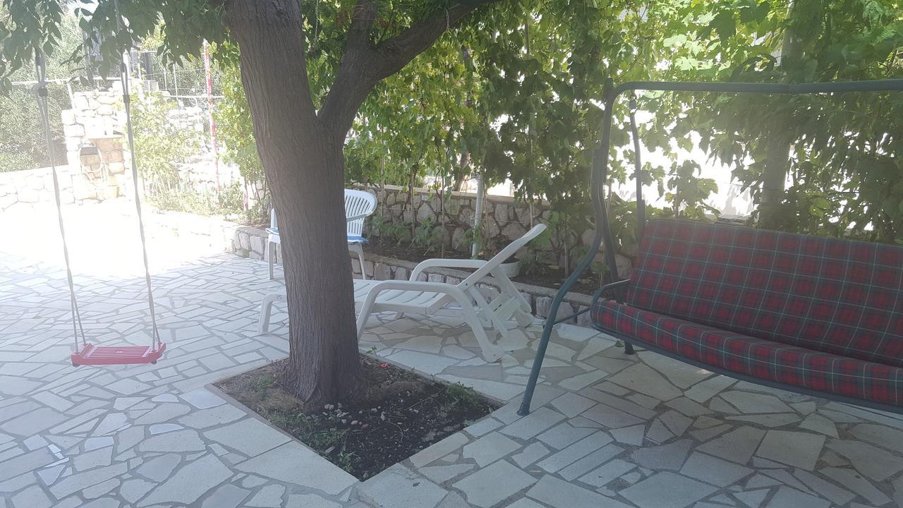 Apartmani Tonci Pag Паг Екстериор снимка