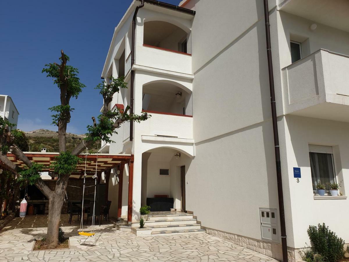 Apartmani Tonci Pag Паг Екстериор снимка